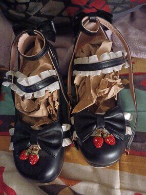 Cute Black Lolita Platform Mary Janes - Strawberry & Pearl Straps